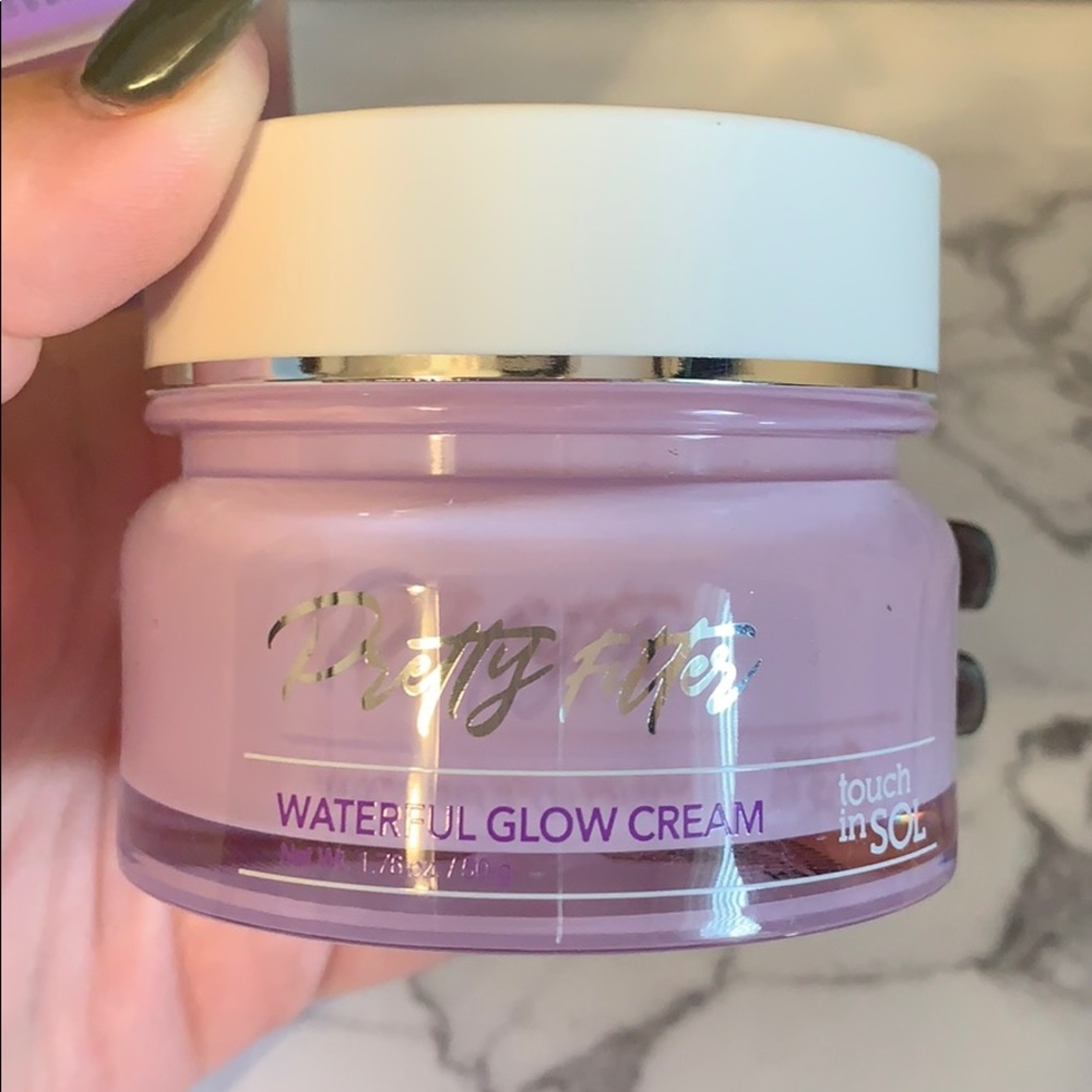 Touch In Sol water full Glow Cream
